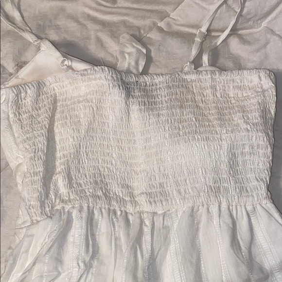 White romper - Picture 3 of 3